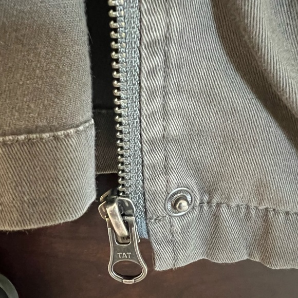 LOFT Jacket - Picture 5 of 9